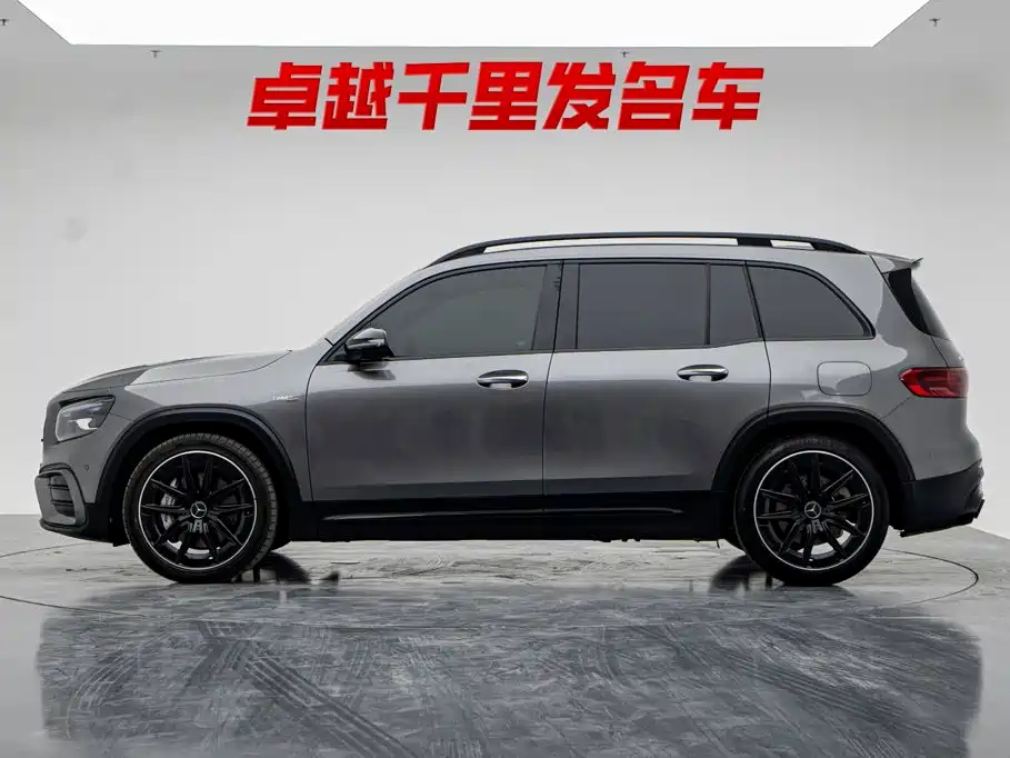 Mercedes-Benz GLB AMG 2024 — фото 7
