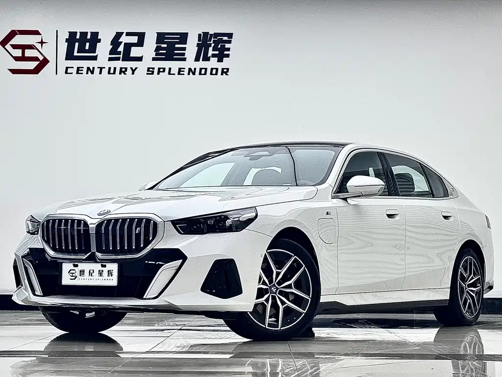 BMW i5 2025 — фото 1