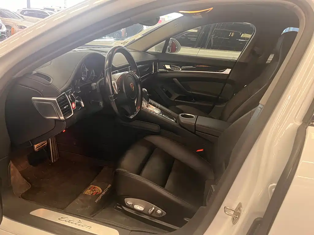 Porsche Panamera 2016