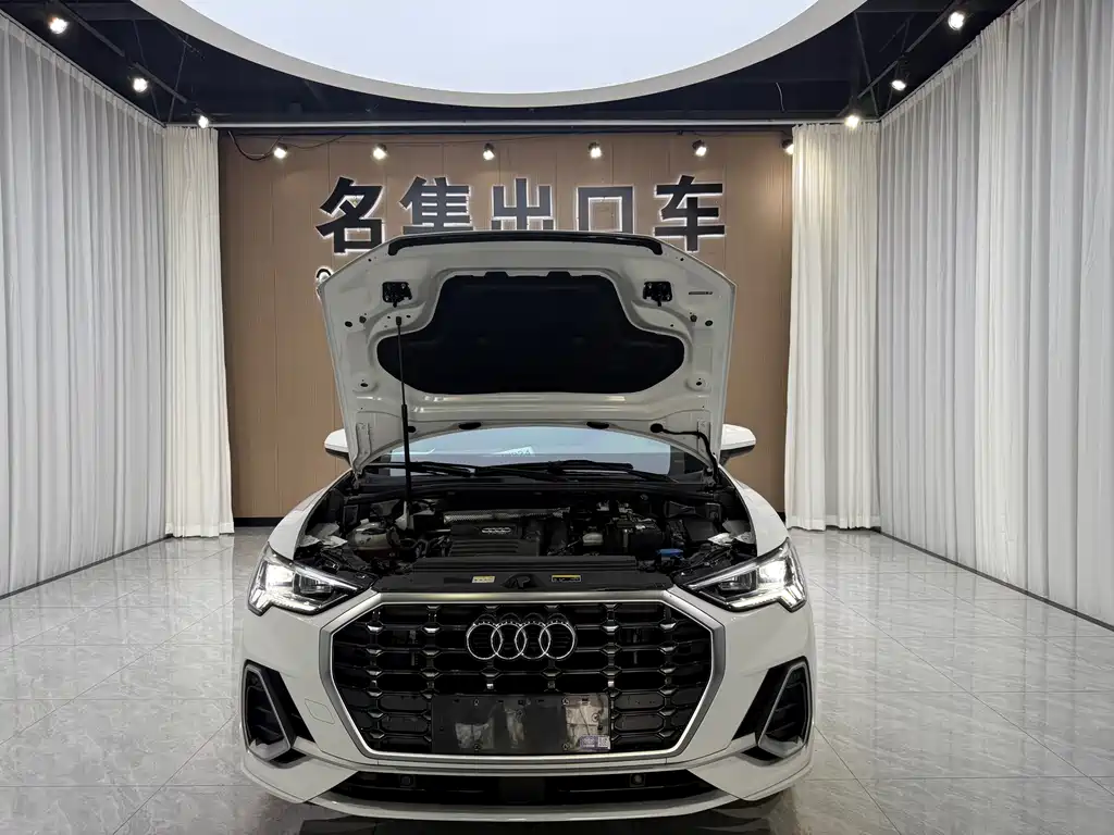 Audi Q3 2023 — фото 15