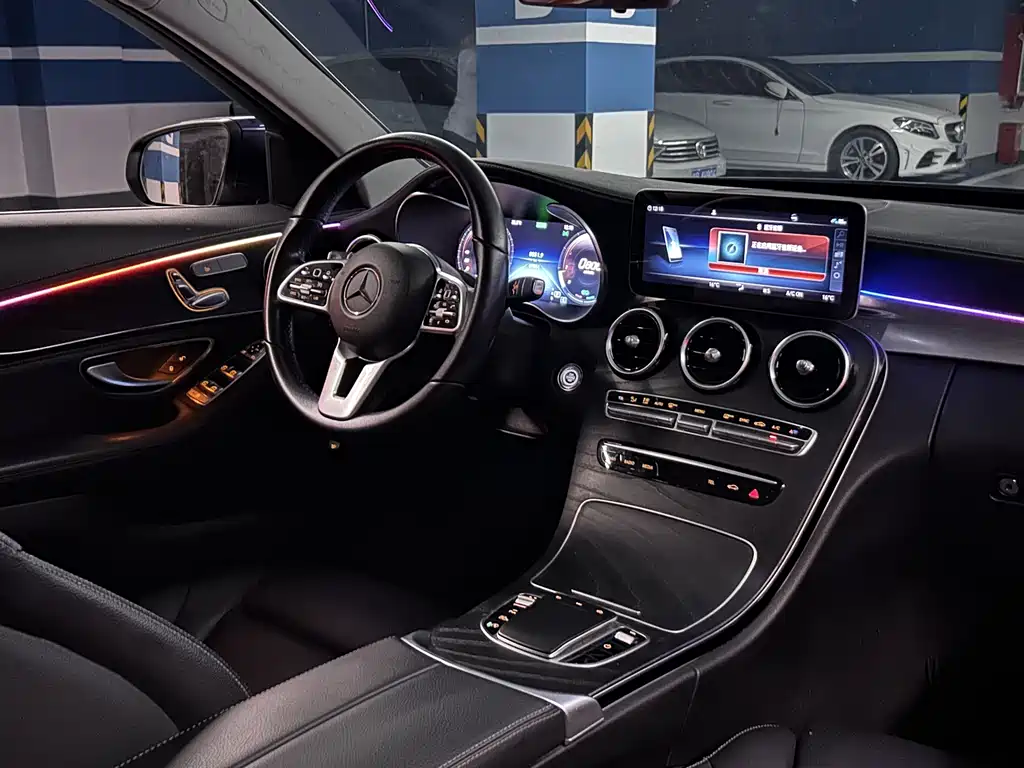 Mercedes-Benz C-Class 2019 — фото 11