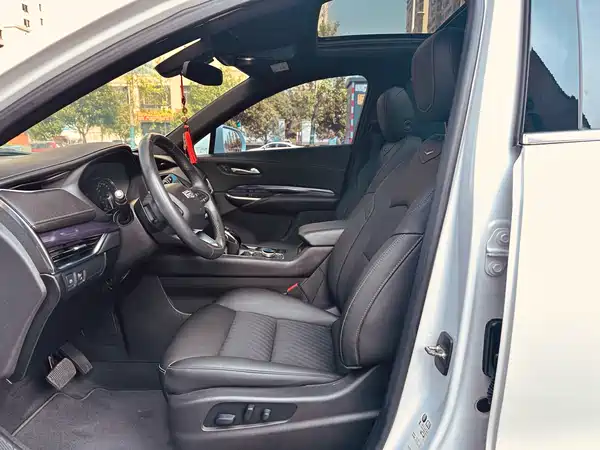 Cadillac XT4 2022