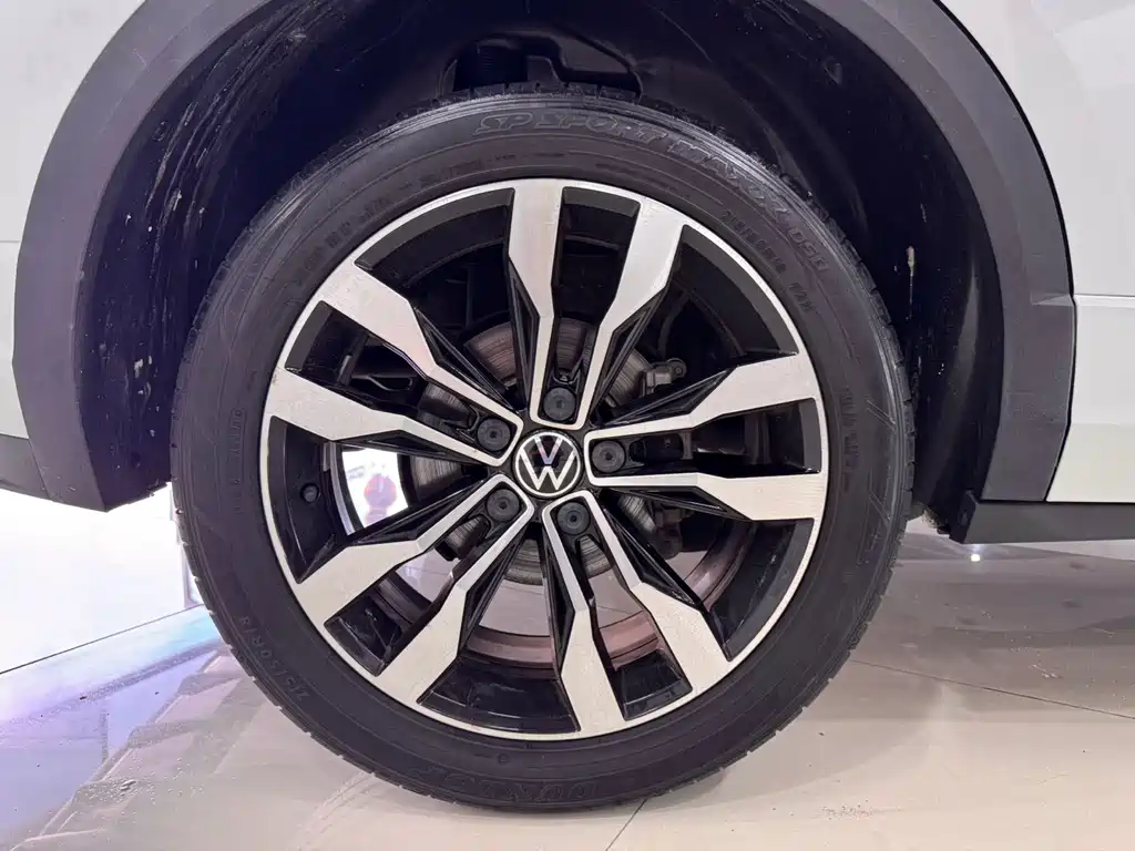 Volkswagen T-Roc 2022 — фото 22