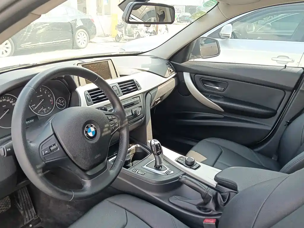 BMW 3 Series 2013 — фото 6