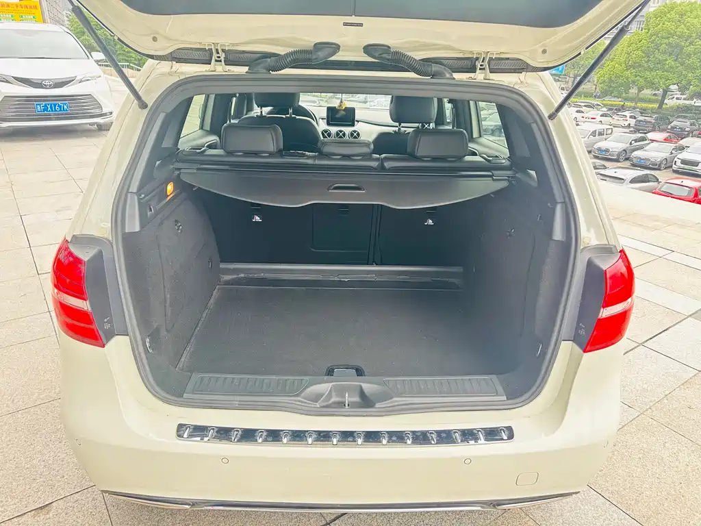 Mercedes-Benz B-Class 2016