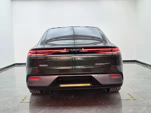 Geely Galaxy Starshine 8 2025