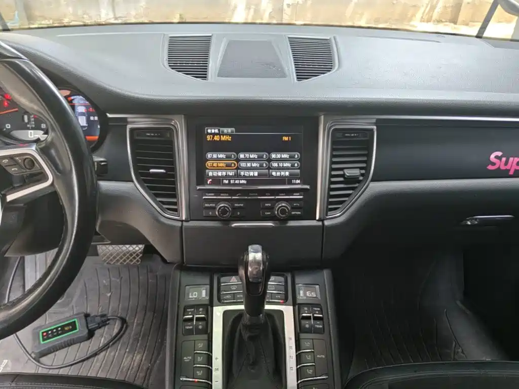 Porsche Macan 2015 — фото 13