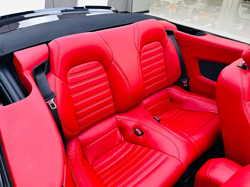 Ford Mustang 2018 — фото 16