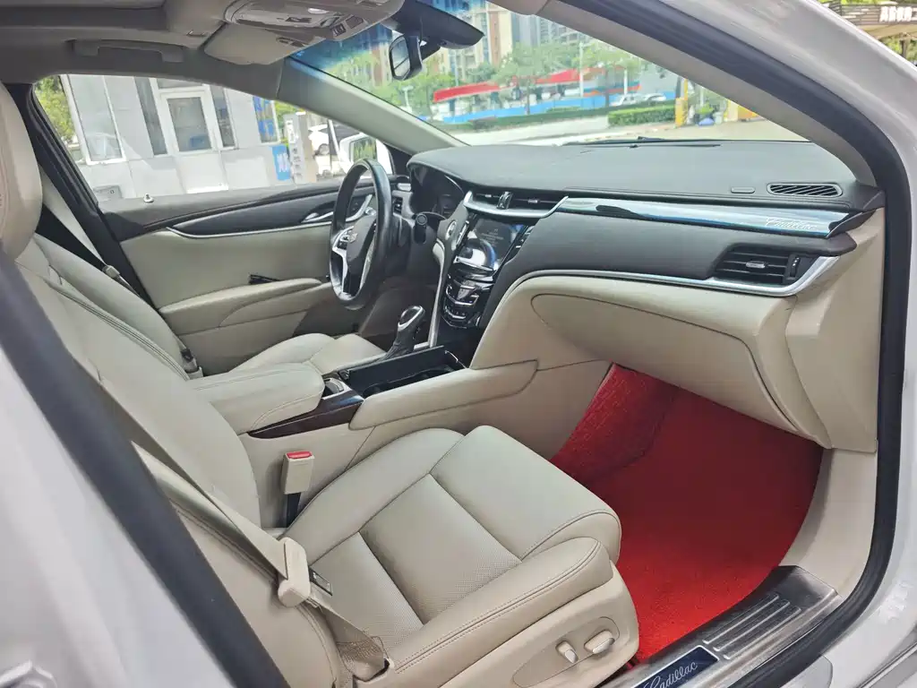 Cadillac XTS 2016 — фото 11