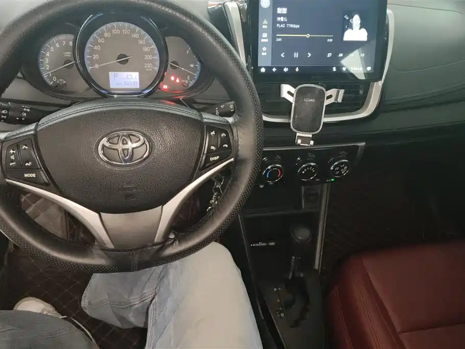 Toyota Vios FS 2017 — фото 12