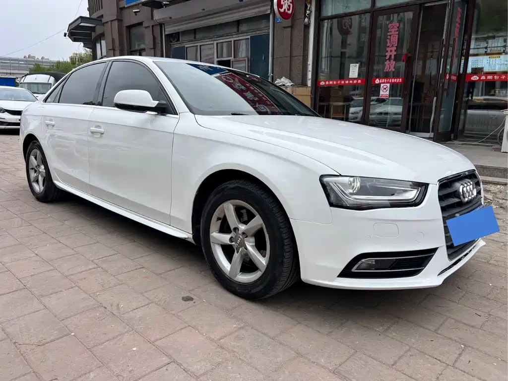 Audi A4L 2013