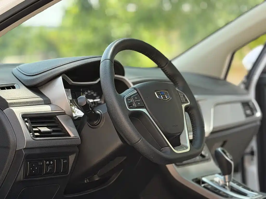 Geely Emgrand GS 2019