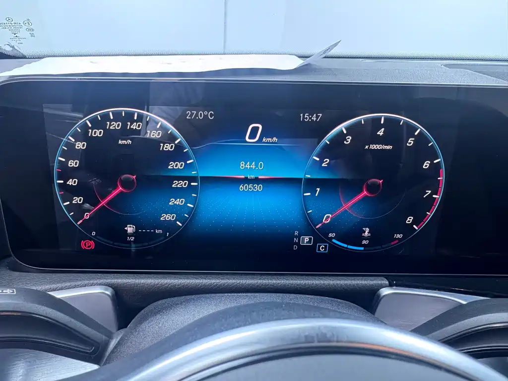 Mercedes-Benz GLB 2021 — фото 14