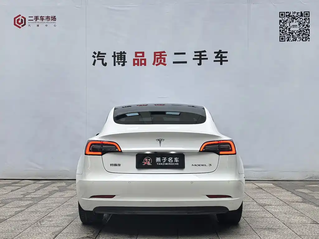 Tesla Model 3 2022 — фото 16