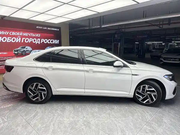Volkswagen Sagitar 2022