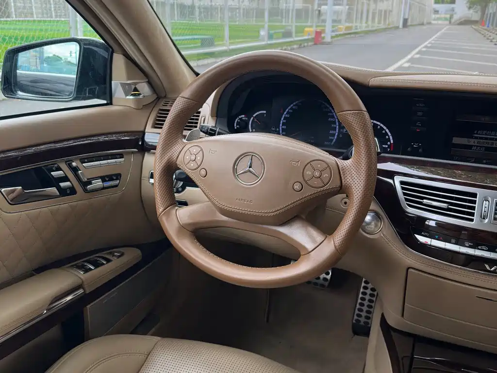 Mercedes-Benz S-Class AMG 2013 — фото 19