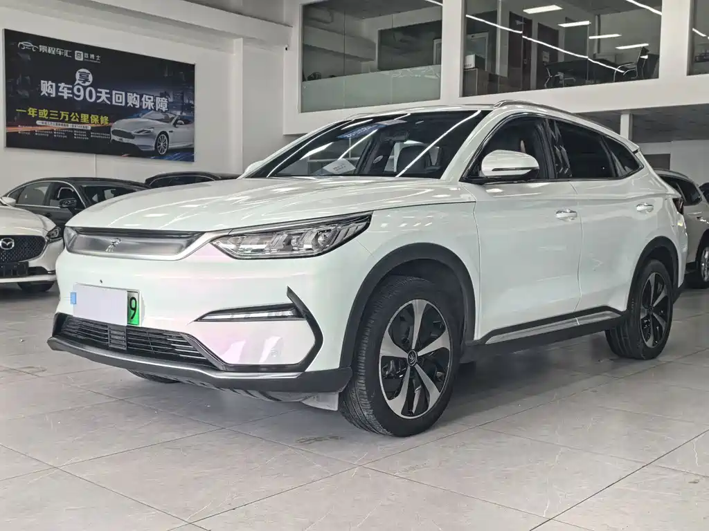 BYD Song PLUS New Energy 2022 — фото 1
