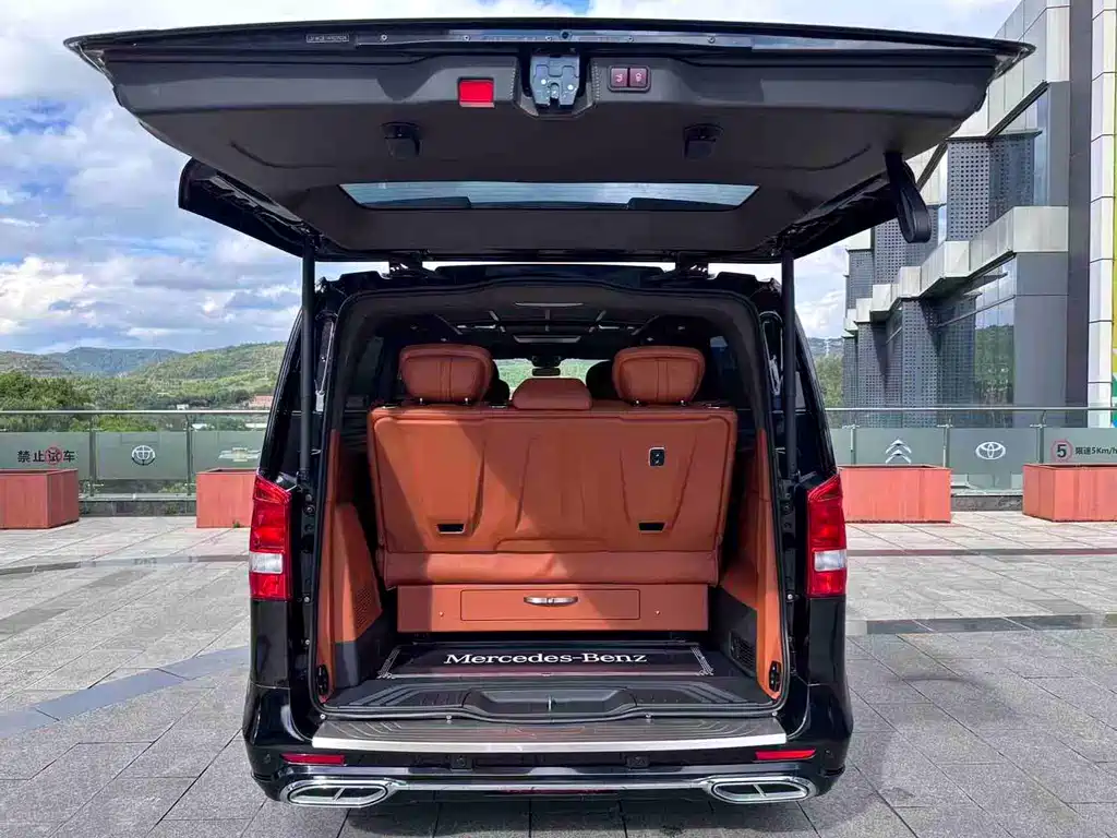Mercedes-Benz Vito 2023 — фото 20
