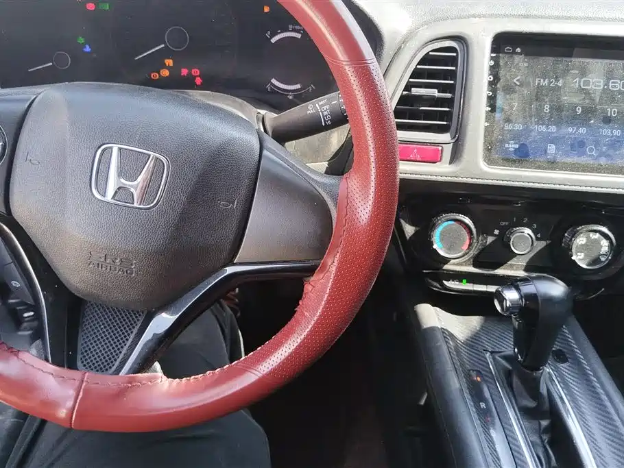 Honda Vezel 2016 — фото 12