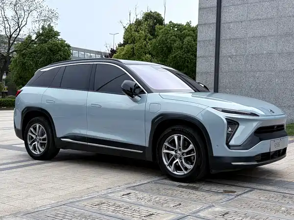 NIO ES6 2020
