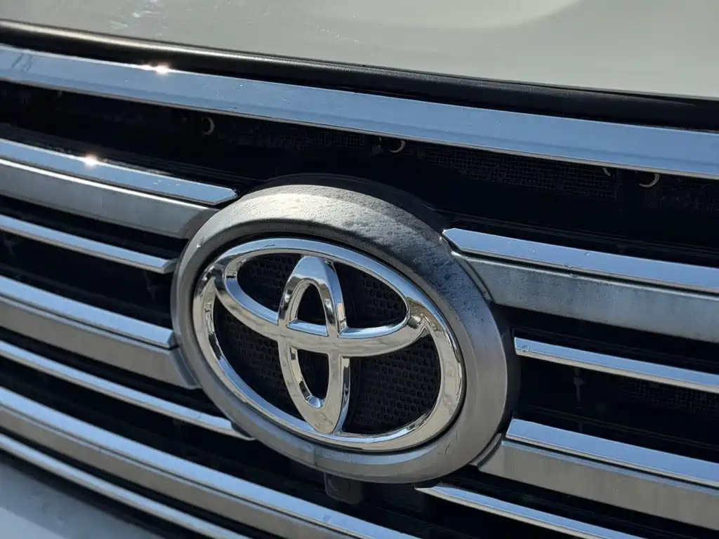 Toyota Land Cruiser 2012 — фото 15
