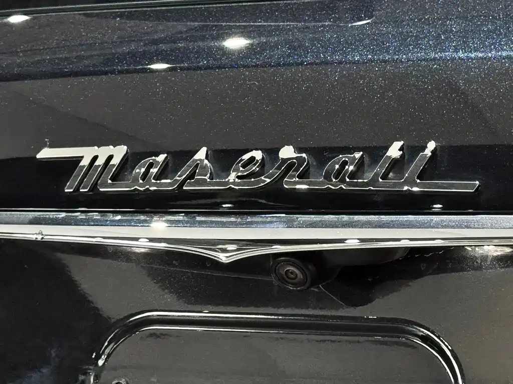 Maserati Levante 2018 — фото 15
