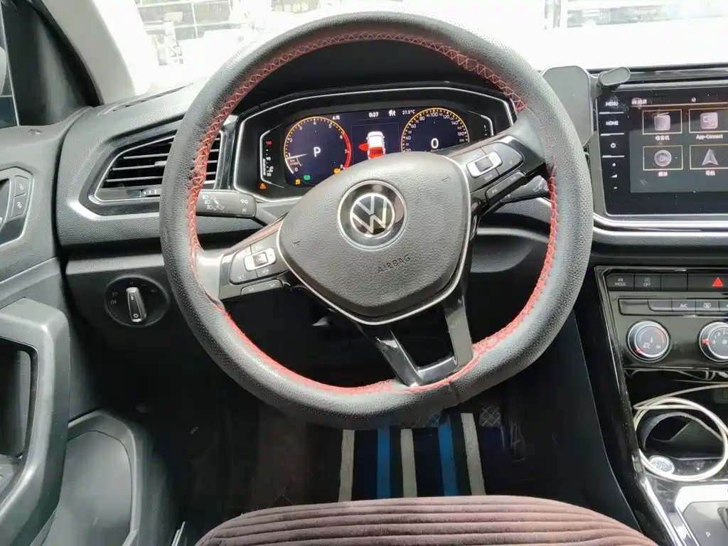 Volkswagen T-Roc 2021