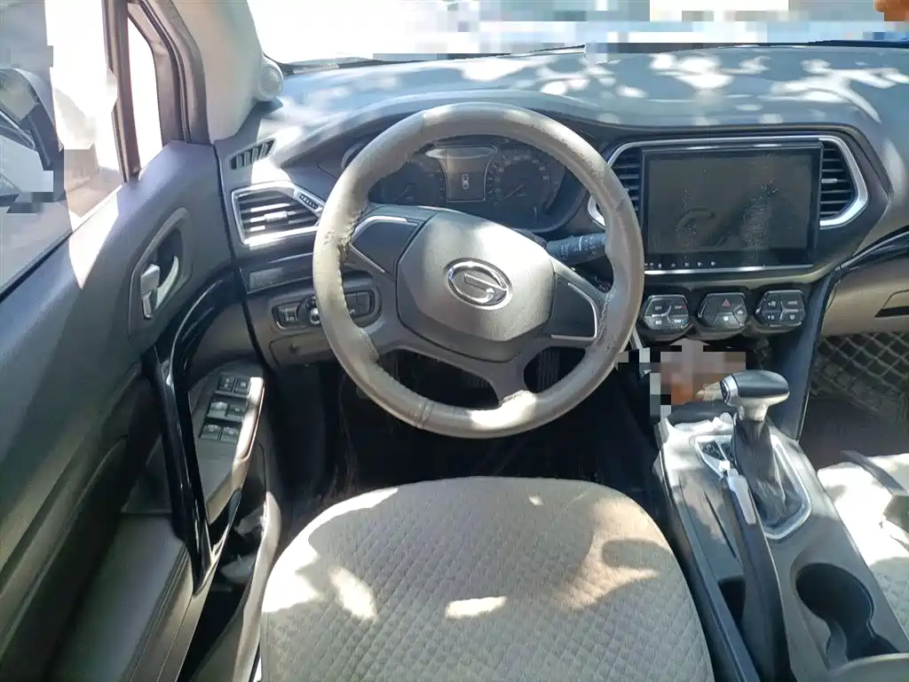 GAC Motor Trumpchi GS4 2015 — фото 7