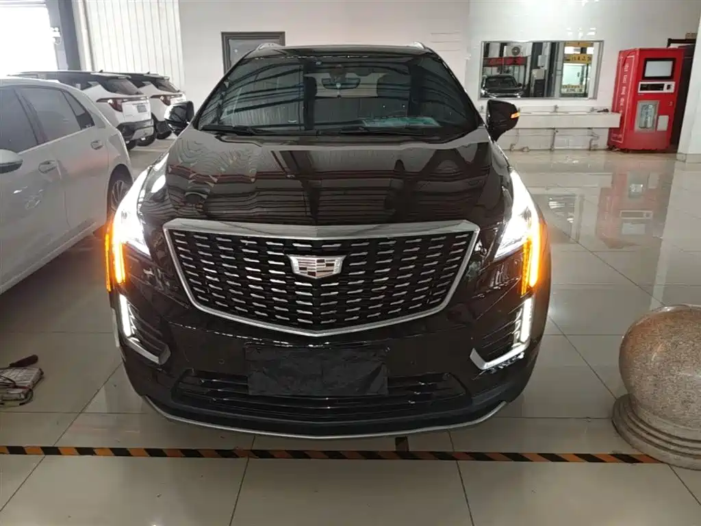 Cadillac XT5 2020 — фото 3