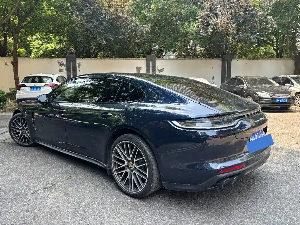 Porsche Panamera 2024 — фото 2