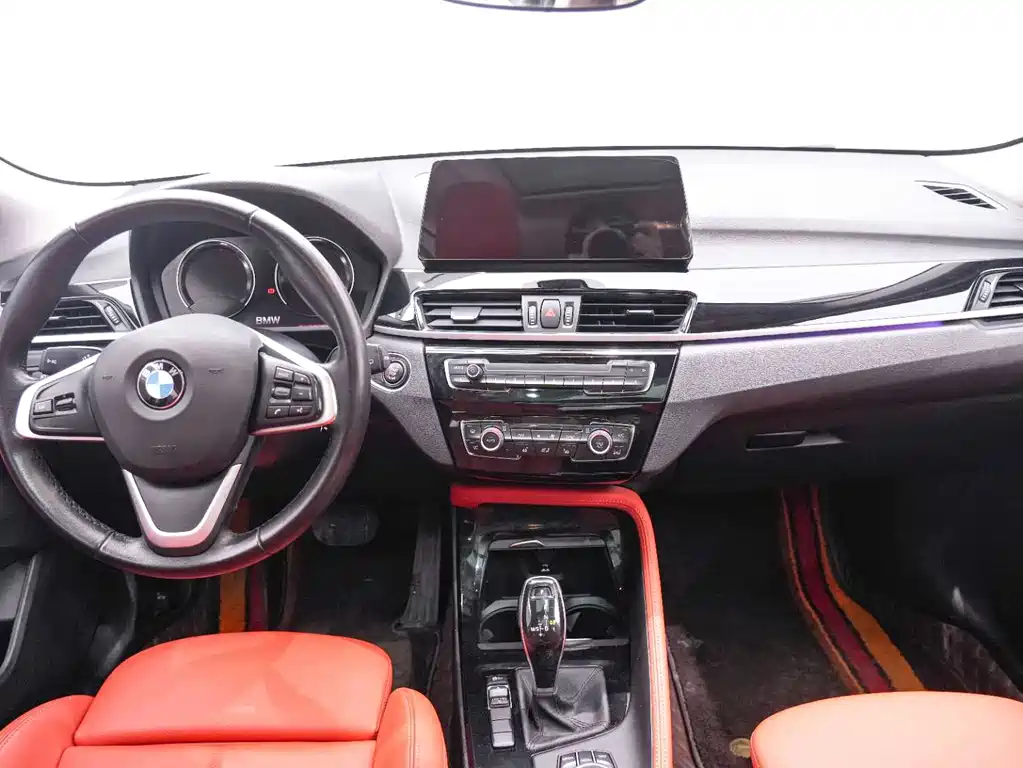 BMW X2 2021 — фото 17