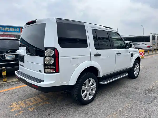 Land Rover Discovery 2016