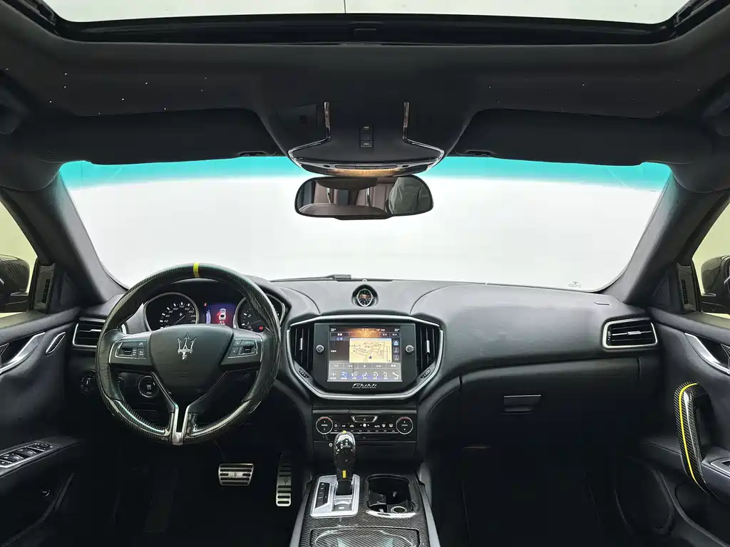 Maserati Ghibli 2016 — фото 16