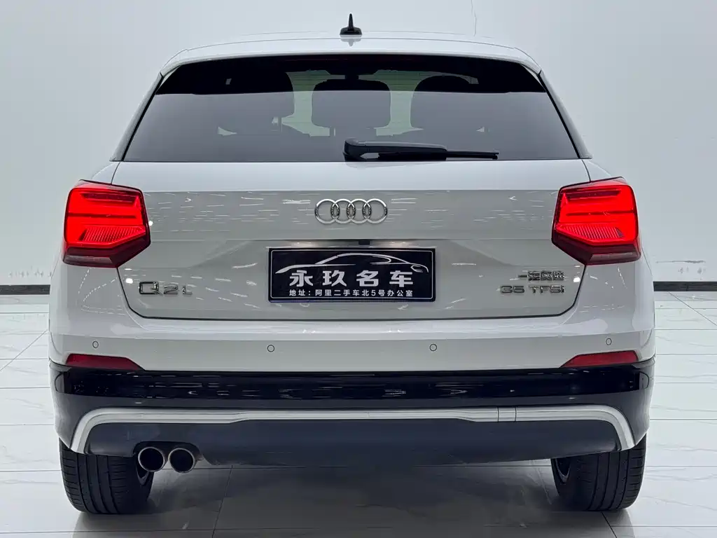 Audi Q2L 2019 — фото 15