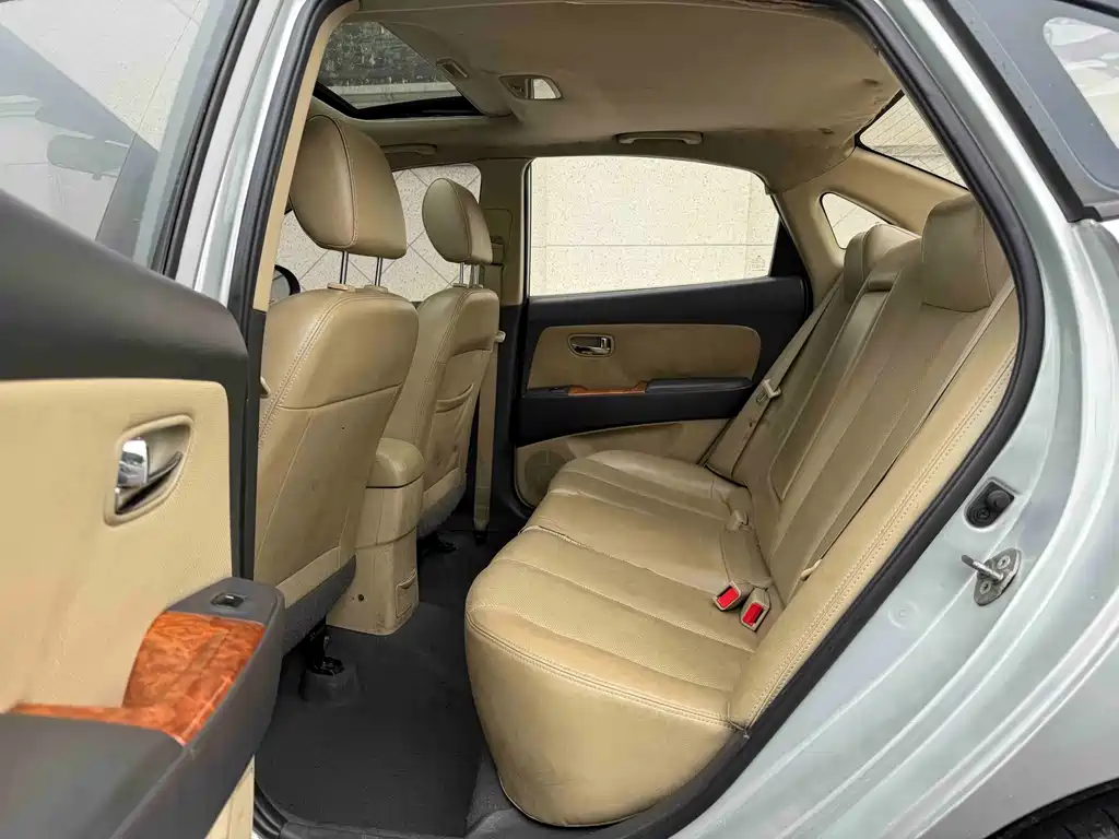 Hyundai Joyful 2011