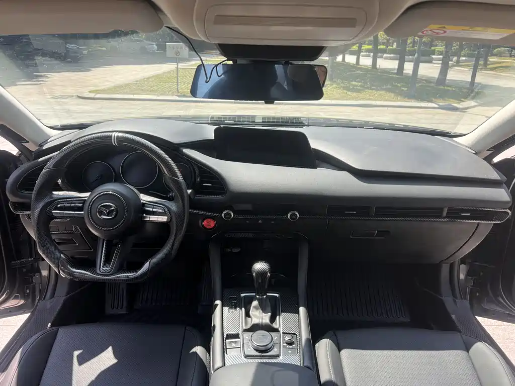 Mazda 3 Axela 2020