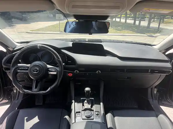 Mazda 3 Axela 2020