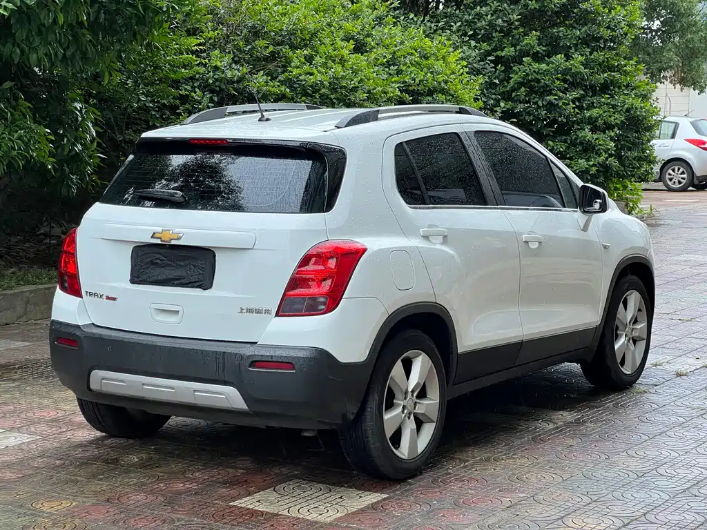Chevrolet Trax 2016 — фото 3