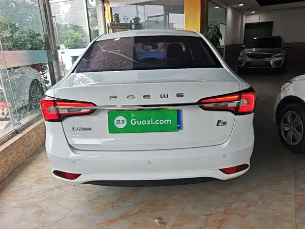 Roewe i5 2019