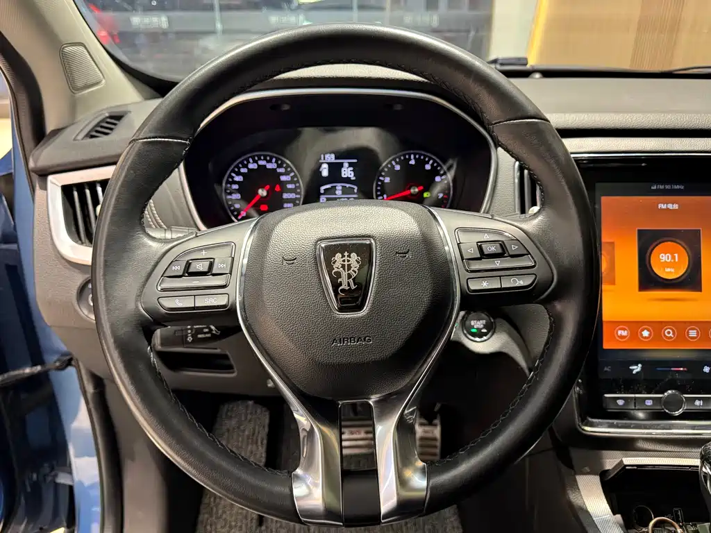 Roewe RX5 2019 — фото 13