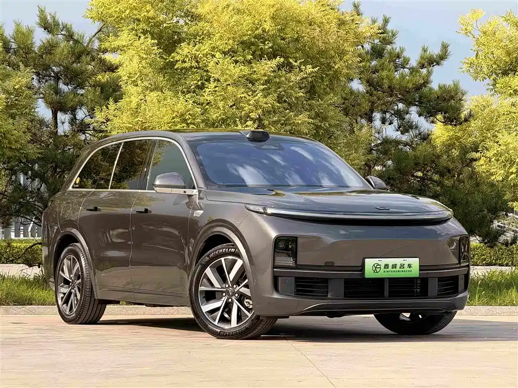 Li Auto Li L8 2024