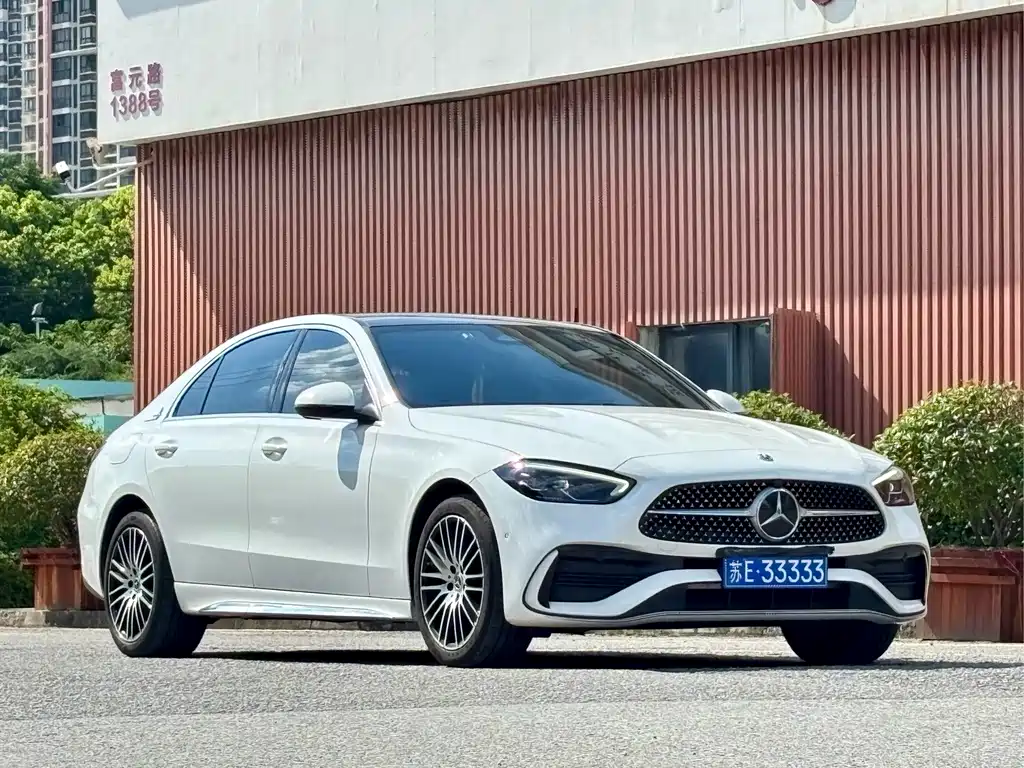 Mercedes-Benz C-Class 2023 — фото 2