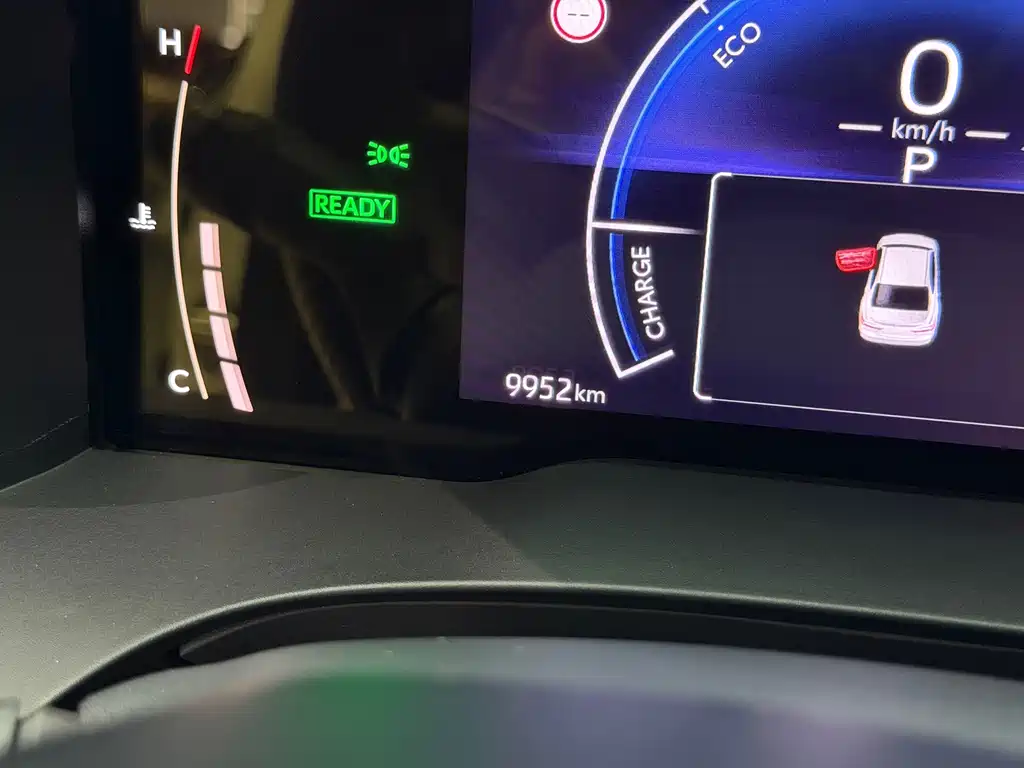 Toyota Camry 2025 — фото 10