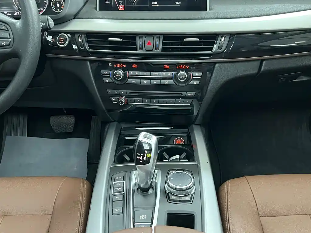 BMW X5 2017 — фото 13