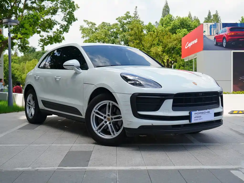 Porsche Macan 2023 — фото 9