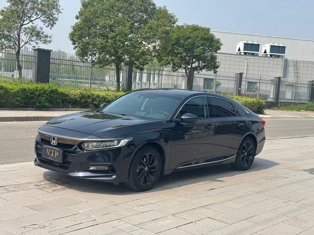 Honda Accord 2021 — фото 1
