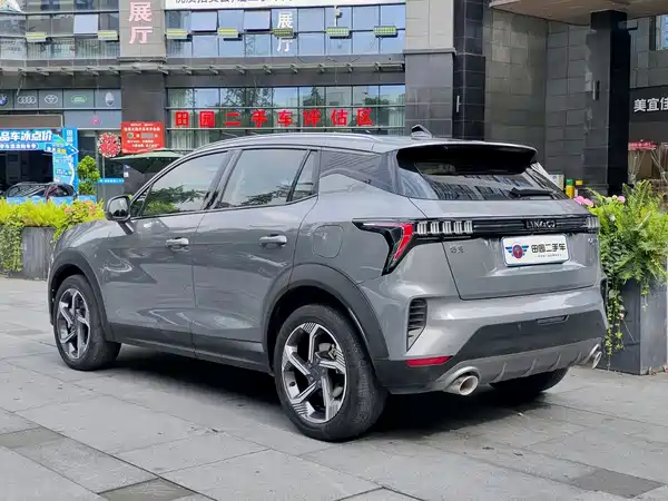 Lynk & Co 06 EM-P 2021