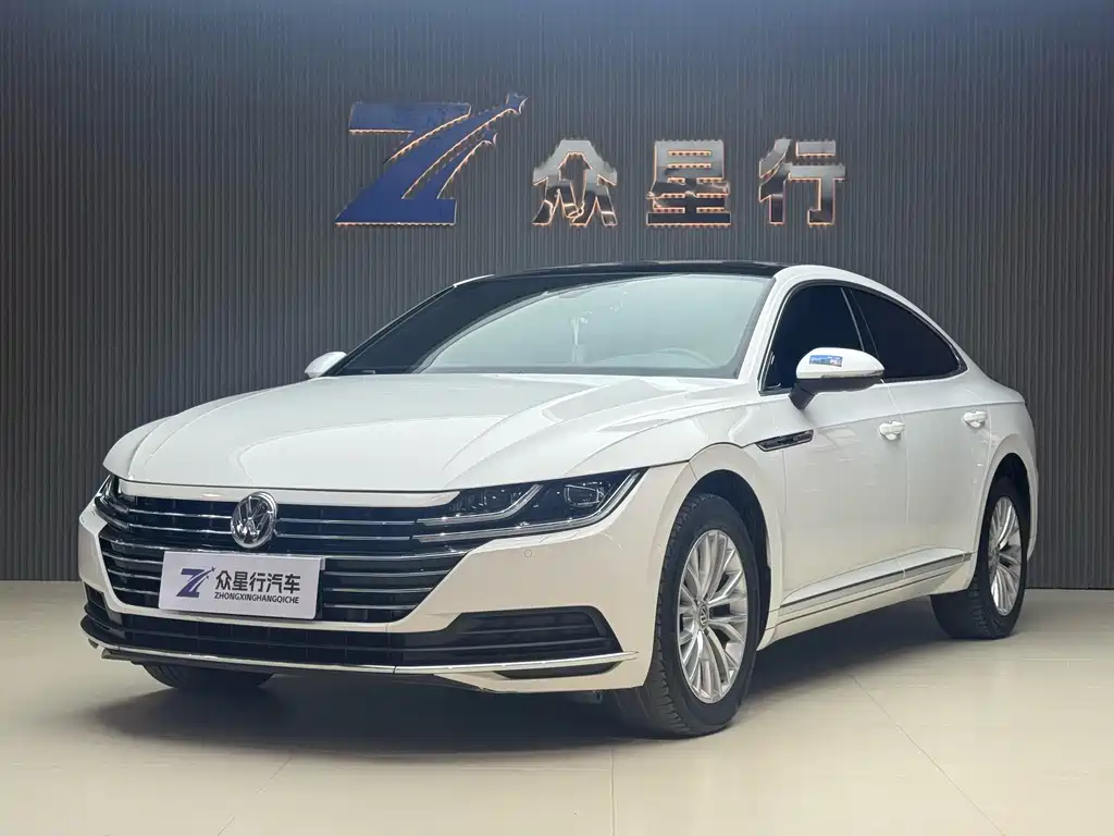 Volkswagen CC 2018 — фото 1