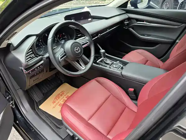 Mazda 3 Axela 2023