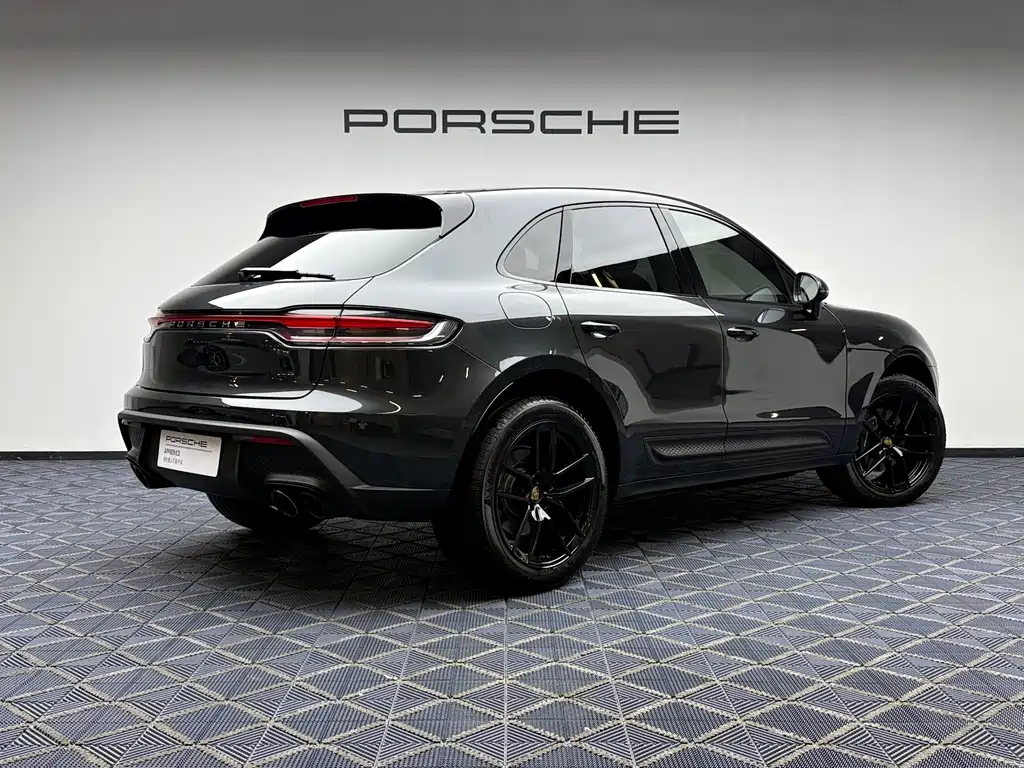 Porsche Macan 2024 — фото 2